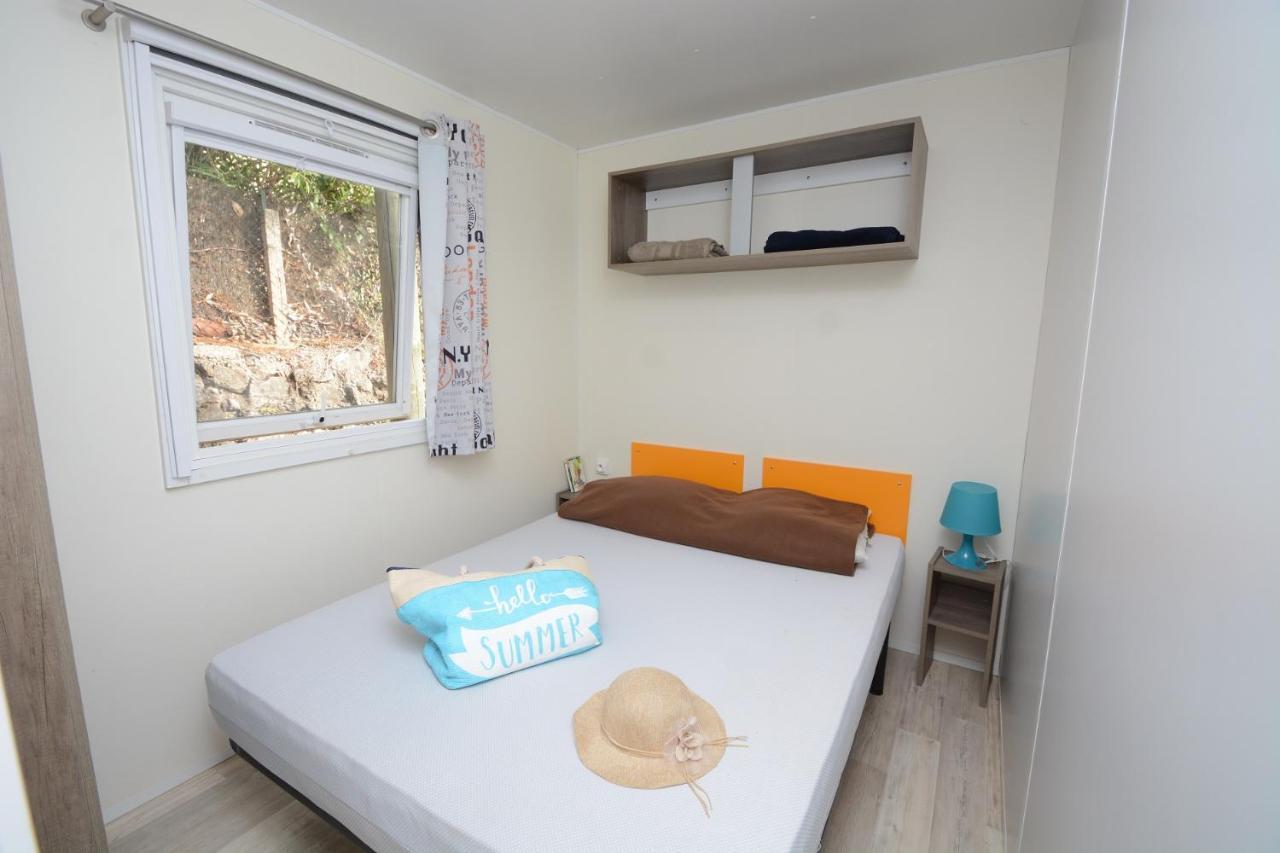Six-fours – 6 personnes Tv climatisation terrasse couverte